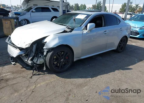 2008 Lexus Is 350 z USA, uszkodzony, nr VIN JTHBE262685017686